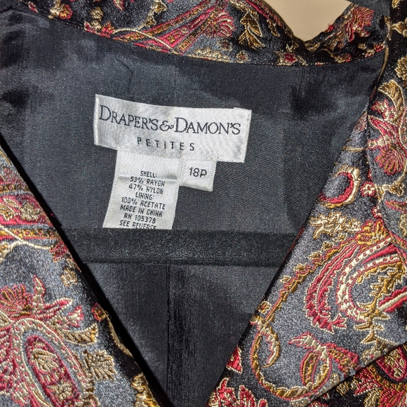 Women's Blazer - Picture 1 of 3